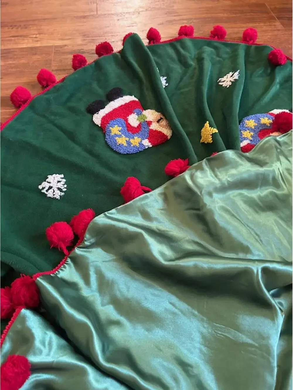 Vintage Green Christmas Tree Skirt with Santa Appliques and Red Pom Pom Trim